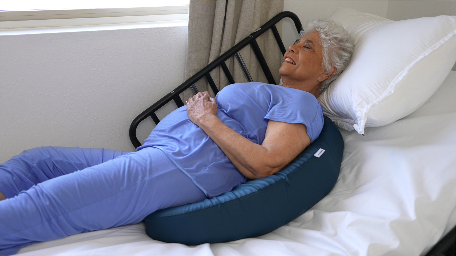 Lunderg Bedsore Pillow Positioning Wedge - With 2 Non-Slip Pillowcases &  Adjustable Slope - Pressure Ulcer Cushion for Bed Sore Prevention - Stay on  the Side and Stay off the Back 