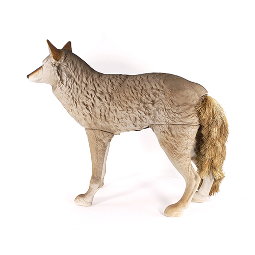 Outdoor Realistic Coyote Decoy Lone Howler Coyote Predator Decoy Master Series 